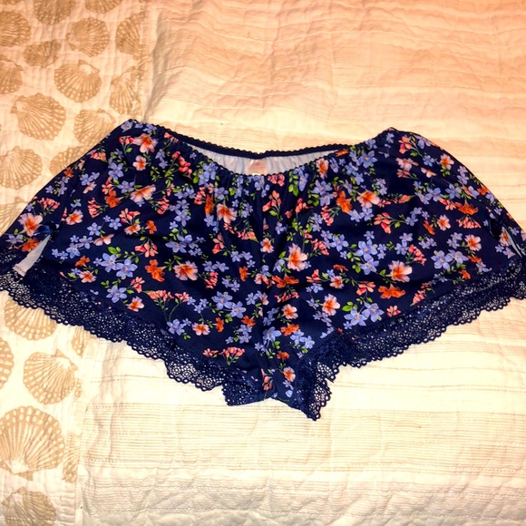 Pants - Trendy Shorts🔥